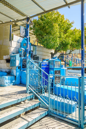 SAFED, ISRAEL - SEPTEMBER 18, 2015: The tomb of The ARI Rabbi Isaac Luria, in Safed, Israelのeditorial素材
