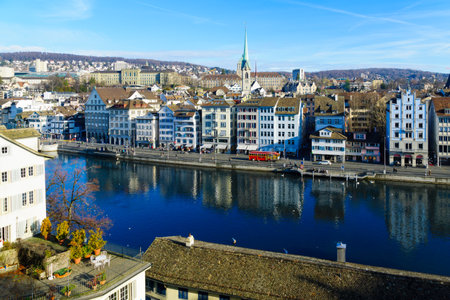 ZURICH, SWITZERLAND - DECEMBER 24, 2015: View of the Old Town Altstadt, on the east bank of the Limmat River, with local businesses, locals and visitors. In Zurich, Switzerlandのeditorial素材