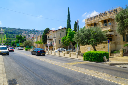 HAIFA, ISRAEL - AUGUST 18, 2016: View of the Restored German Colony, with the Bahai Gardens, local businesses, locals and visitors, in Haifa, Israel. It was established in 1868 by the German Templersのeditorial素材