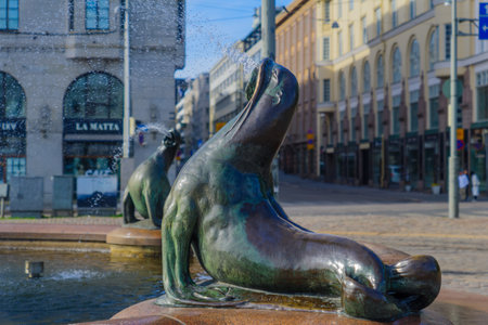 HELSINKI, FINLAND - JUNE 24, 2017: The Havis Amanda statue and fountain, with locals and visitors, in Helsinki, Finlandのeditorial素材