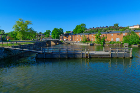 HELSINKI, FINLAND - JUNE 15, 2017: View of old buildings in Suomenlinna Island, with visitors, in Helsinki, Finlandのeditorial素材