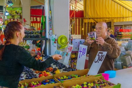 Montreal, Canada - September 09, 2018: Scene of the Jean-Talon Market Market, with shoppers and sellers, in Little Italy district, Montreal, Quebec, Canadaのeditorial素材