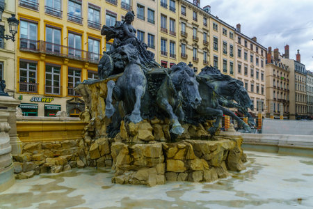 Lyon, France - May 09, 2019: The Terreaux square, and the Bartholdi Fountain, during construction works, in Lyon, Franceのeditorial素材