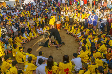 Himeji, Japan - October 15, 2019: Final circle session of the traditional dance of hair lion ceremony (shishimai). Part of the autumn festival of Oshio Tenman-gu Shrine, in Himeji, Japanのeditorial素材