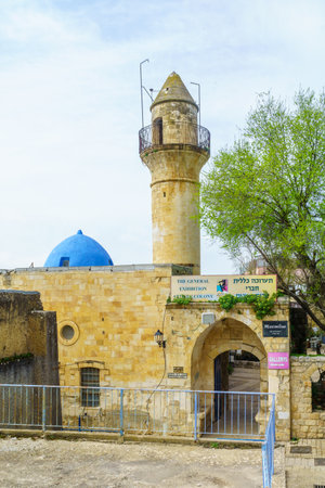 Safed, Israel - March 10, 2020: View of an old deserted mosque building in the Artists Quarter of the old city of Safed (Tzfat), Israelのeditorial素材