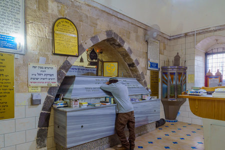 Tiberias, Israel - September 12, 2021: View of the tomb of Rachel, wife of Rabbi Akiva, lived 1st century. With a prayer. Tiberias, Israelのeditorial素材