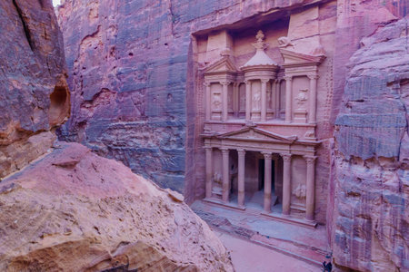 View of the Treasury (Al-Khazneh), in the ancient Nabatean city of Petra, Southern Jordanのeditorial素材