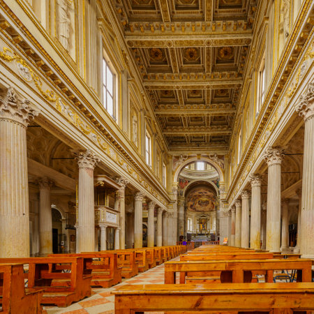 Mantua, Italy - February 27, 2023: View of the interior of the Cathedral di San Pietro, in Mantua (Mantova), Lombardy, Northern Italyのeditorial素材