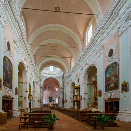 Mantua, Italy - February 27, 2023: View of the interior of the Church of St. Barnabas (Chiesa di San Barnaba apostolo), in Mantua (Mantova), Lombardy, Northern Italyのeditorial素材