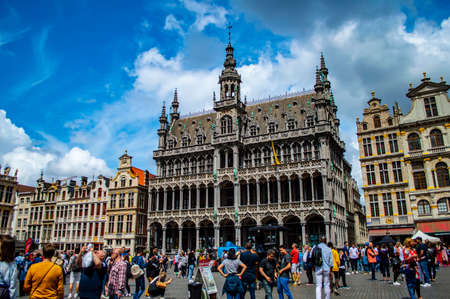 Brussels, Belgium - July 13, 2019: Crowd of people on Grand Place, the central square of Brussels, Belgiumのeditorial素材