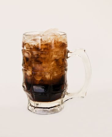 Ice cold, frosty mug of root beer to quench your thirst on a hot daymakes for a refreshing softdrink.の写真素材