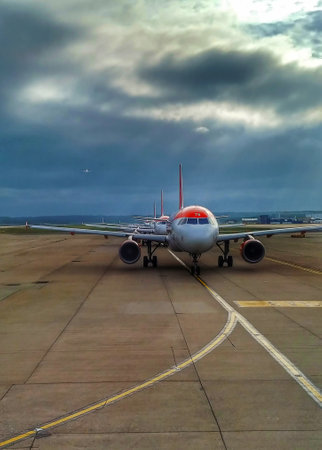 Aircraft waiting to depart at London Gatwick airportのeditorial素材