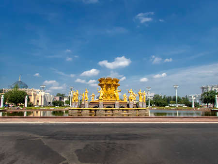 The Friendship of Nations Fountain (Druzhba narodov) at the All Russian Exhibition Centre in Moscow, Russiaのeditorial素材