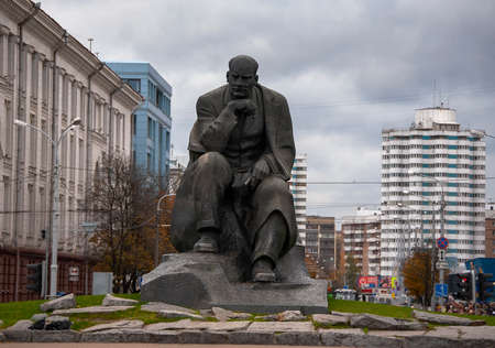 A statue of the writer Yakob Kolas in Minsk, Belarusのeditorial素材