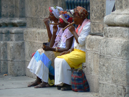 Ladies smoking Cuban cigars in Old Havana, Cubaのeditorial素材