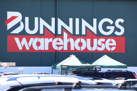 Tweed, New South Wales, Australia, January 19 2020:Bunnings Business sign Australiaのeditorial素材