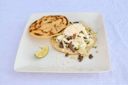 Delicious Mexican cuisine known as the gordita