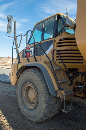 Castle Rock, Colorado / United States - October 28, 2018: Non-Potable Water Tanker Truck Cab at Construction Siteのeditorial素材