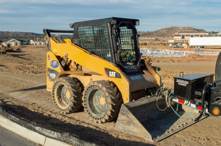 Castle Rock, Colorado / United States - October 28, 2018: Small Yellow Front Loader Tractor Dozerのeditorial素材