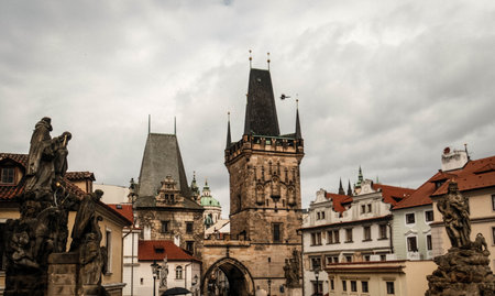 It is a historic stone bridge over the Vltava, located in the city of Prague, and connects the Old Town to the MalÃ¡ Strana district.の写真素材