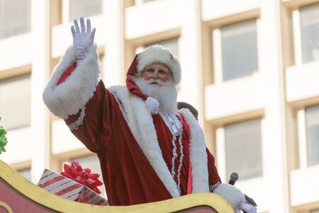 Houston, Texas, USA - November 23, 2017, The H-E-B Thanksgiving Day Parade in Houston began in 1949, when Santa arrived at Union Station and rode his sleigh to the downtown Foleyâs. A holiday tradition showcasing the Houston community on Thanksgiving moのeditorial素材