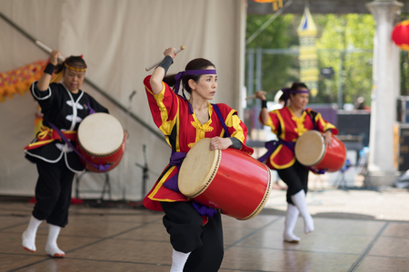 Columbus, Ohio, USA - May 27, 2018 Members of the Ryukyukoku Matsuri Daiko perform okinawan drum dance at the Asian Festival.のeditorial素材
