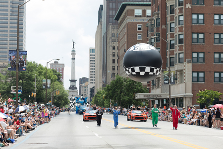 Indianapolis, Indiana, USA - May 26, 2018,  View of North Meridian Street towards the Soldiers and Sailors Monument during the Indy 500 Paradeのeditorial素材