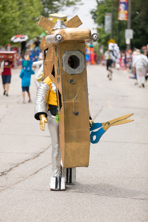 Cleveland, Ohio, USA - June 9, 2018 man wearing an abstract robot outfit At the abstract art festival Parade The Circleのeditorial素材