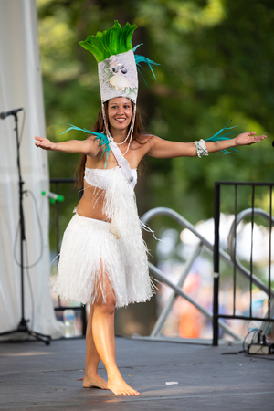 St. Louis, Missouri, USA - August 26, 2018: The Festival of Nations, Women and children from the Hawaiian Polynesian Revue perfrom traditional Polynesian dancesのeditorial素材