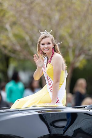 Wilmington, North Carolina, USA - April 6, 2019: The North Carolina
Azalea Festival, Miss Goldsboro, Outstanding Teen, going down 3rd streetのeditorial素材