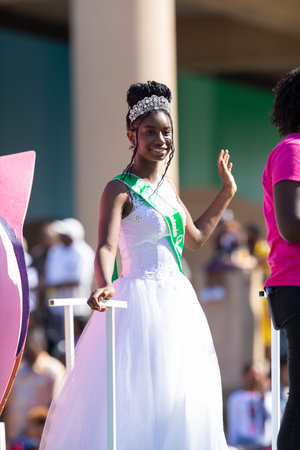 Indianapolis, Indiana, USA - September 28, 2019: The Circle City Classic Parade,  Beauty queen going down Pennsylvania Street during the paradeのeditorial素材
