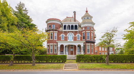 Carmi, Illinois, USA - October 1, 2021: The Robinson Stewart House on Main Streetのeditorial素材