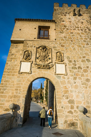 Toledo, Castilla La Mancha, Spain, San Martin's Bridge on the Tagus Riverのeditorial素材