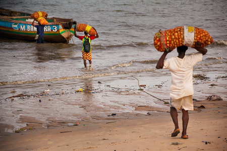 Yongoro, Sierra Leone - May 30, 2013: West Africa, the beaches of Yongoro in front of Freetownのeditorial素材