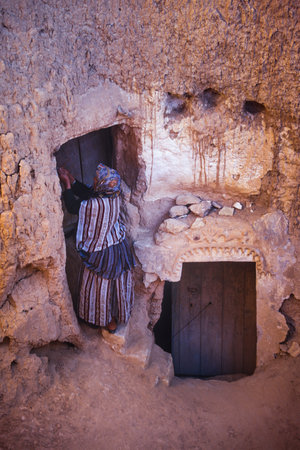 Matmata, Tunisia - Troglodyte dwellings in the Berber village of Matmata in the south of Tunisiaの写真素材