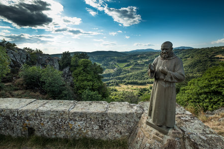 Raccatederighi, Grosseto, Tuscany - fraction of the Italian town of Raccastrada, in the province of Grosseto, in Tuscany, ancient medieval village, the church of Saint Martin bishop and the house on the rockのeditorial素材