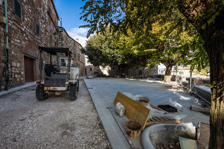 Restoration of the square in Libbiano fraction of the municipality of Pomarance with only 17...