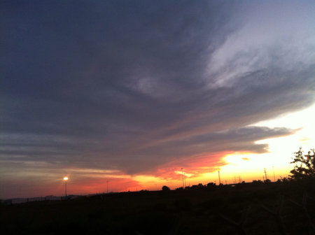 A sunset in the open field. の素材