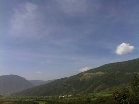 Roadside landscape. の素材