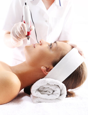 Rejuvenation, beautification, the woman at the beautician, Mesotherapy microneedleの写真素材