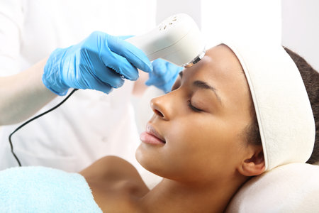 Ultrasound infrared light cosmetic treatment for the face
の写真素材