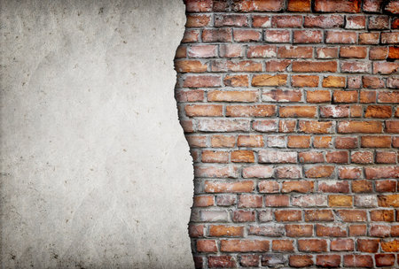 old cracked brick wall backgroundの写真素材