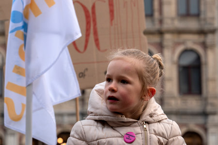 Girl Demonstrating For A Better Education At The Dam Square Amsterdam The Netherlands 2019のeditorial素材