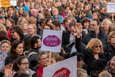 Protesters At The Education Demonstration On The Dam Square Amsterdam The Netherlands 2019のeditorial素材