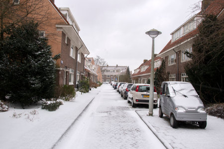 First Day Snow At The Harkstraat Street At Amsterdam The Netherlands 7-2-2021のeditorial素材