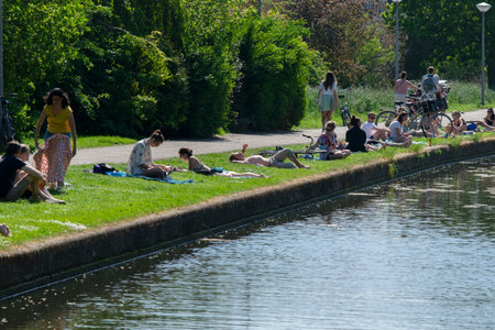 Relaxing Along The Transvaalkade Canal At Amsterdam The Netherlands 9-5-2020のeditorial素材