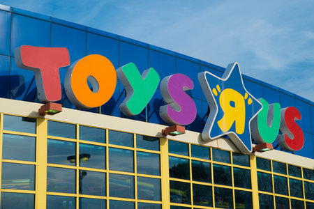 KENNESAW, GA - MARCH 21, 2014  Sign at Toys R Us location in Kennesaw, GA, on March 21, 2014  The retailer announced cuts of 200 jobs at corporate headquarters and plans to close stores nationally のeditorial素材