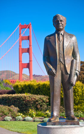 Statue at Golden Gate Bridge - San Franciscoの写真素材
