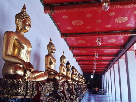 Spiritual Corridor in buddhism templeの素材