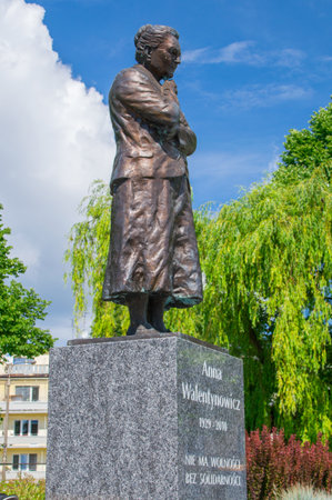 Gdansk, Poland - June 14, 2017: Monument of free trade union activist Anna Walentynowicz.のeditorial素材